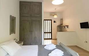 Gkaras Camp & Apartments