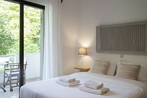 Gkaras Camp & Apartments