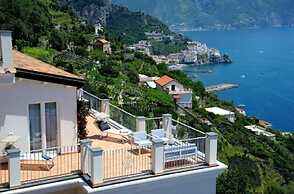 Amalfi Blu Retreat
