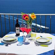 Amalfi Blu Retreat