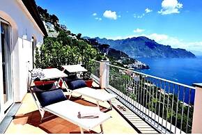 Amalfi Blu Retreat
