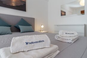 Quarteira Beach – 2nd D by HelloVacations