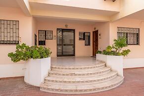 Quarteira Beach – 2nd D by HelloVacations