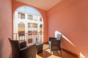 Quarteira Beach – 2nd D by HelloVacations