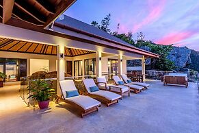 M&M Cooper Bay - The Cooper Bay Villas