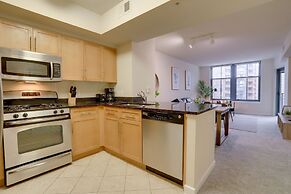 Great Condo at Pentagon City