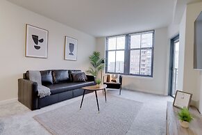 Great Condo at Pentagon City
