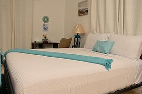 Villa Serenity by the water