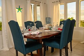 Villa Serenity by the water