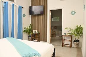 Villa Serenity by the water