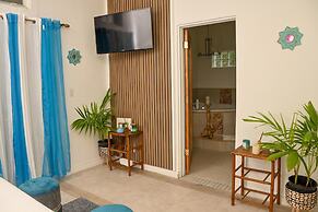 Villa Serenity by the water