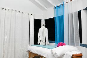 Villa Serenity by the water