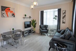 Carrington Suites Hotel