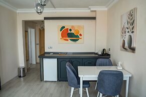 Carrington Suites Hotel