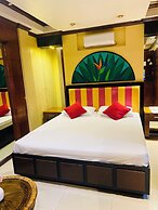 Fields Palace Hotel