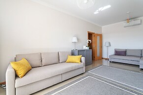 Sea view Apartment with relax Terrace & 2 Swimming pools