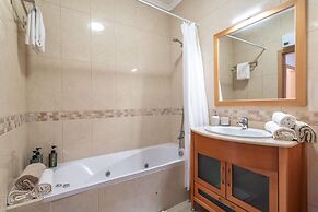 Sea view Apartment with relax Terrace & 2 Swimming pools