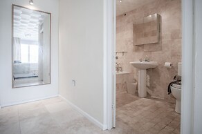 Captains Walk - 4 Bedroom Apartment - Saundersfoot