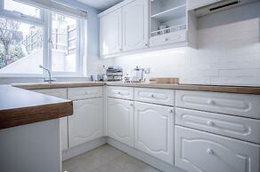 Captains Walk - 4 Bedroom Apartment - Saundersfoot