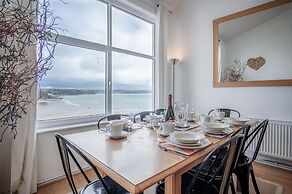 Captains Walk - 4 Bedroom Apartment - Saundersfoot
