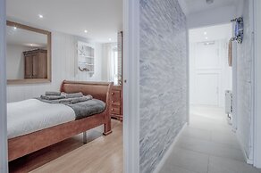 Captains Walk - 4 Bedroom Apartment - Saundersfoot