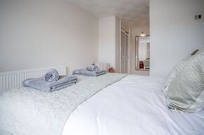 Captains Walk - 4 Bedroom Apartment - Saundersfoot