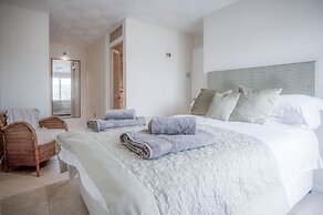 Captains Walk - 4 Bedroom Apartment - Saundersfoot