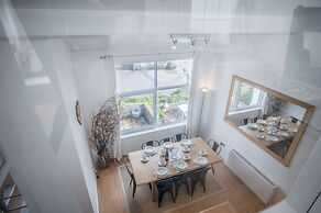 Captains Walk - 4 Bedroom Apartment - Saundersfoot