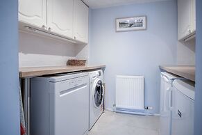 Captains Walk - 4 Bedroom Apartment - Saundersfoot