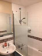 Stunning Compact Apartment Just Outside Looe