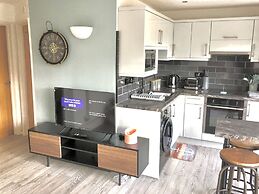 Stunning Compact Apartment Just Outside Looe