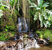 Maha Gangga Valley by ecommerceloka