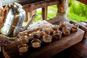 Maha Gangga Valley by ecommerceloka