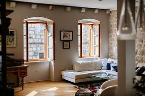 Secret Orange by DuHomes