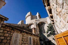 Secret Orange by DuHomes