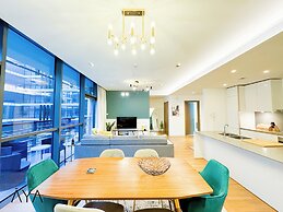 Aya - Impeccable 1BR Apartment with Balcony in City Walk
