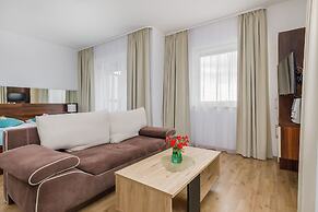 Atrium Studio Sarbinowo by Renters