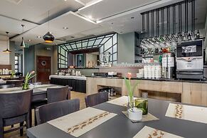 Atrium Studio Sarbinowo by Renters