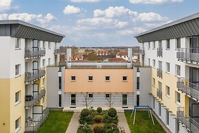 Atrium Studio Sarbinowo by Renters