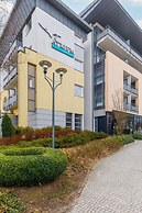 Atrium Studio Sarbinowo by Renters