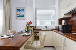 Atrium Studio Sarbinowo by Renters