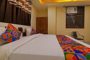 Fabhotel Shree Galaxy