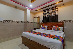 Fabhotel Shree Galaxy
