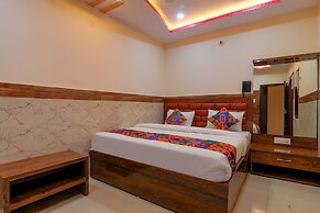 Fabhotel Shree Galaxy