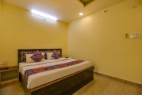 Fabhotel Kanta Shrawan Arcade