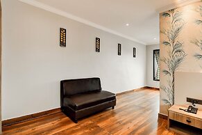 FabHotel Seventy Seven