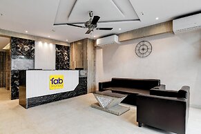 FabHotel Seventy Seven