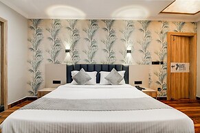 FabHotel Seventy Seven