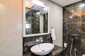 FabHotel Seventy Seven