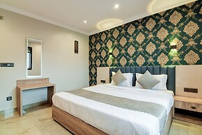 FabHotel Seventy Seven
